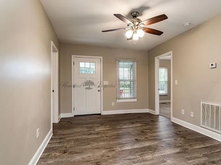 505 Lamont St — Photo 3