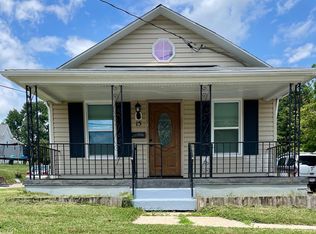 15 Martins Ln, Rockville, MD 20850