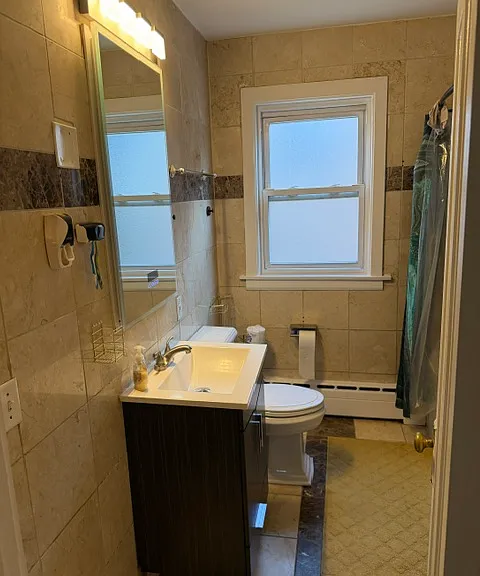 1847 Wesley Ave — Photo 10