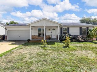 3018 Valley Ridge Dr, Saint Peters, MO 63376