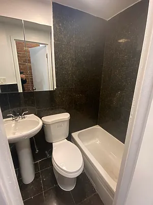 Rented by MOTION New York | media 9