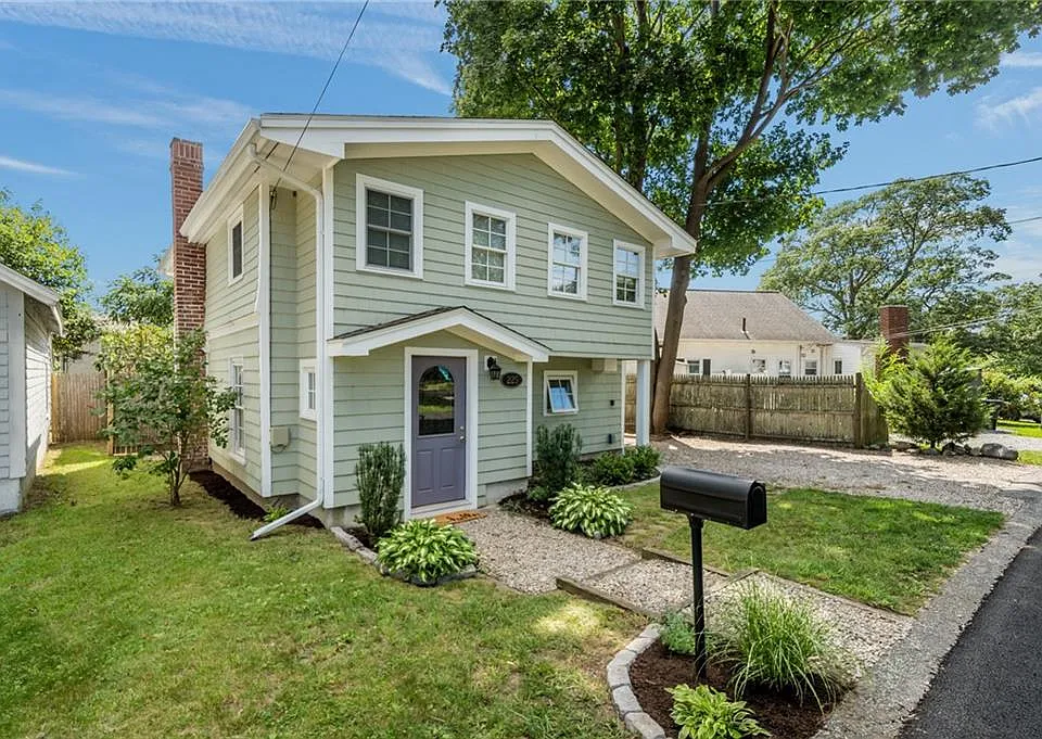 225 Waldron Ave