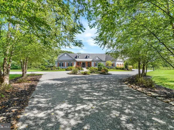 2811 Ironstone Hill Rd, York, PA 17403