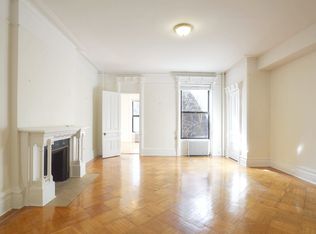 124 E 72nd St APT 2R, New York, NY 10021
