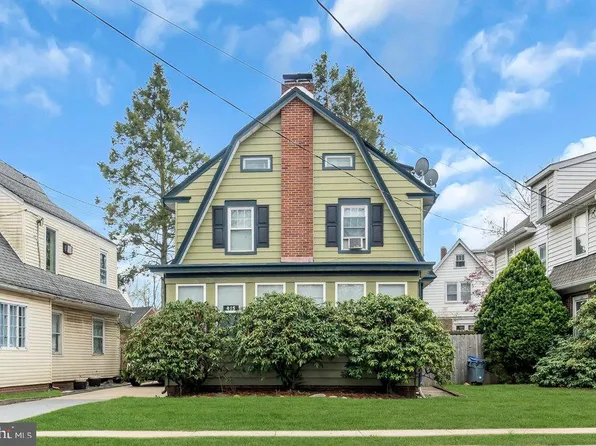 415 Sanhican Dr, Trenton, NJ 08618