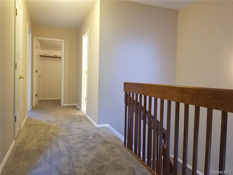 256 Heritage Ln — Photo 12