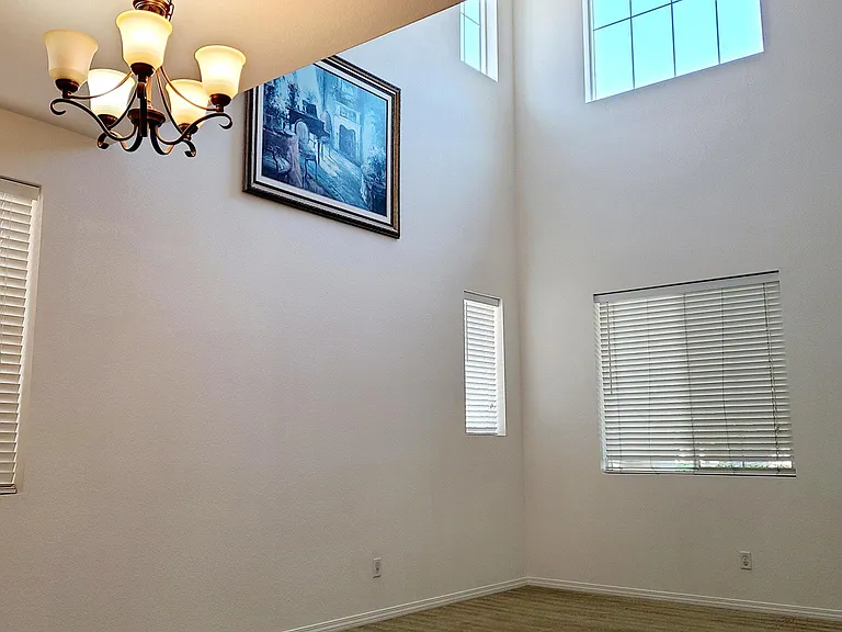 6751 Heathgrove Dr — Photo 5