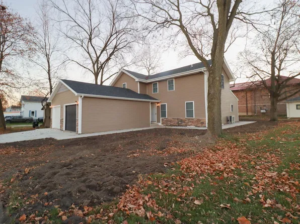 315 S Washington St, Waterloo, IN 46793