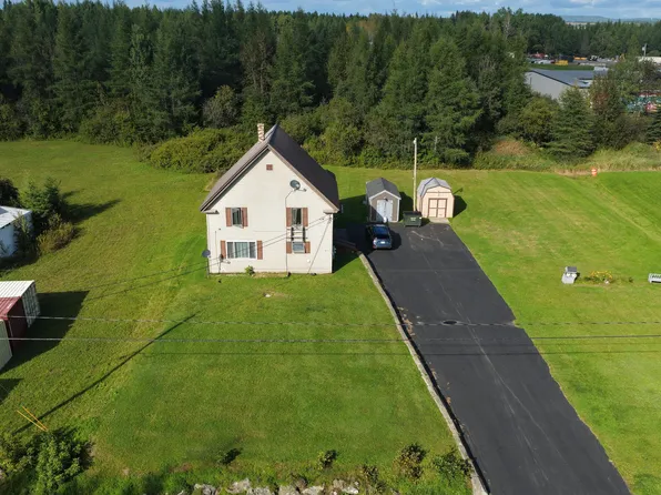 673 Mapleton Road, Mapleton, ME 04757