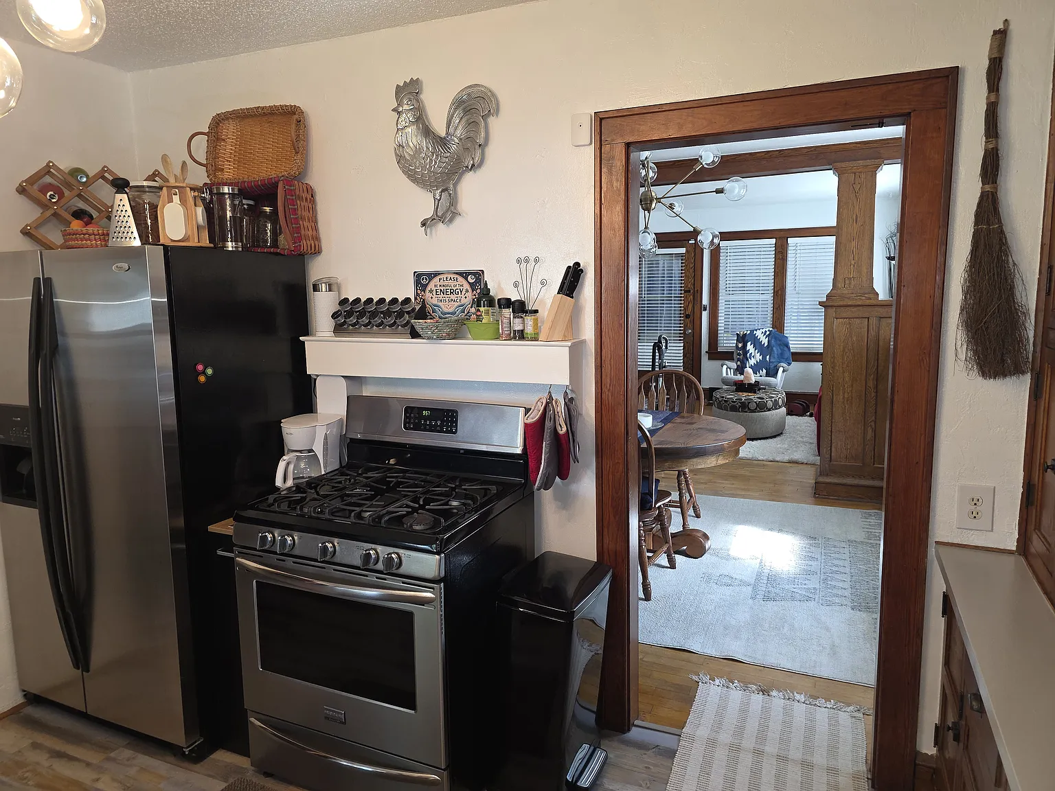 2 bed, 864 sqft, $1,500 — Photo 3