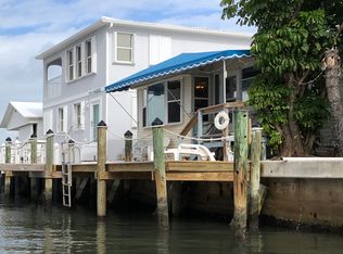 1069 Nettles Blvd, Jensen Beach, FL 34957