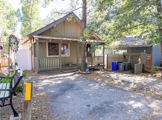 32905 Chipmunk Ln, Arrowbear Lake, CA 92382