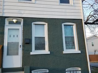 608 W 8th St, Chester, PA 19013
