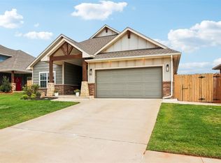 11225 SW 30th St, Yukon, OK 73099