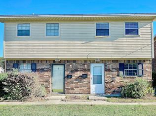 402-418 N 10th St #414, Nederland, TX 77627