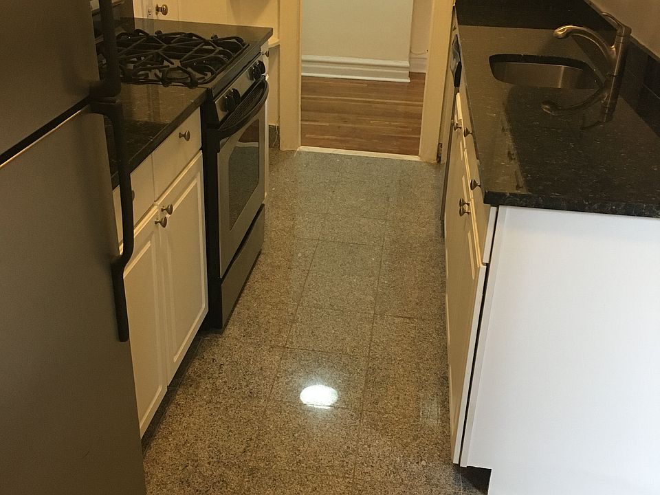 1st image of 348 Clifton Pl