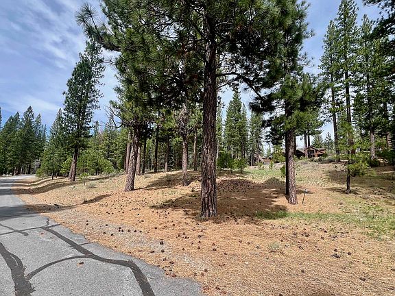 3rd image of 153 Saddle Ridge Rd
