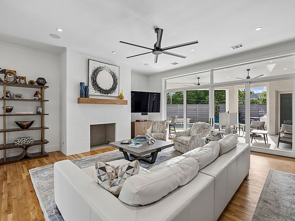 4th image of 11123 W Ricks Cir