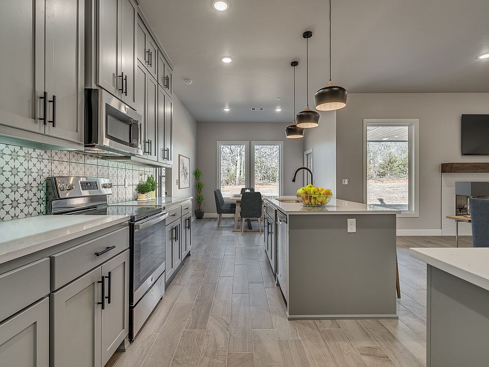 2nd image of 10100 Amber Cir #Nuzrs4