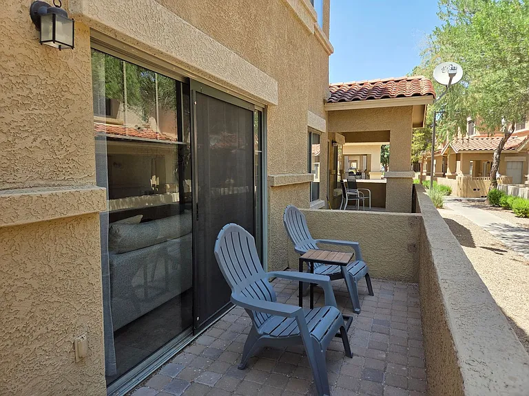 525 N Miller Rd #123 — Photo 18