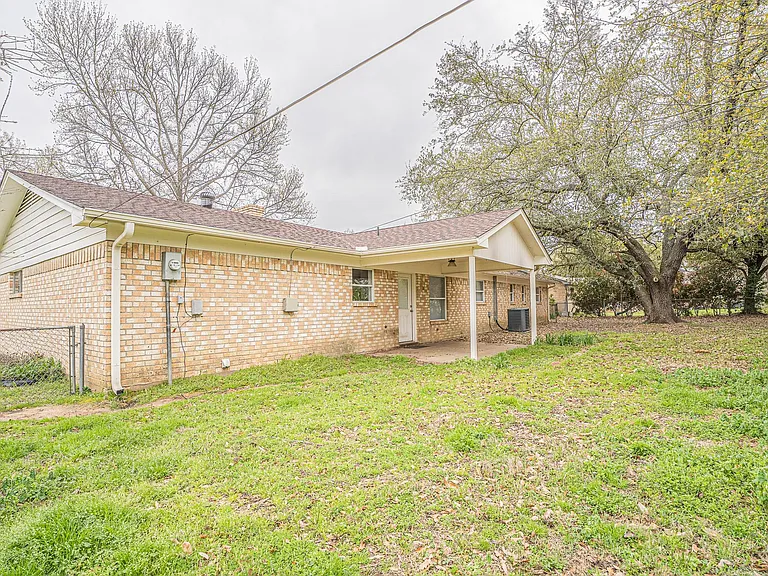 204 Jill Ln — Photo 24