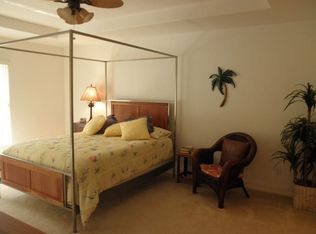 1045 Tarpon Cove Dr APT 203, Naples, FL 34110