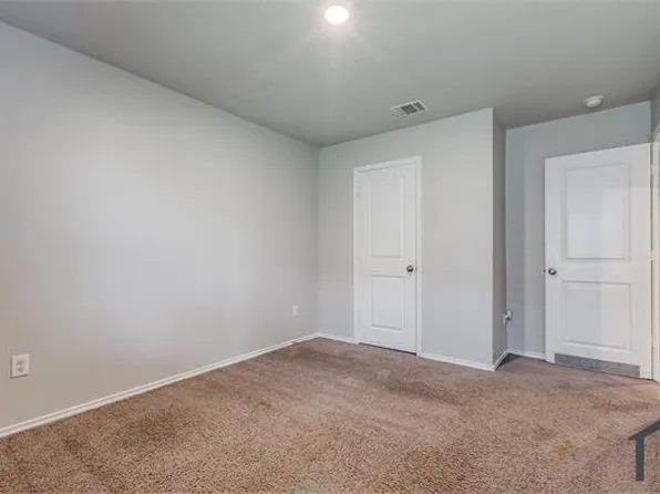 318 Pradera Cv, San Antonio, TX 78237