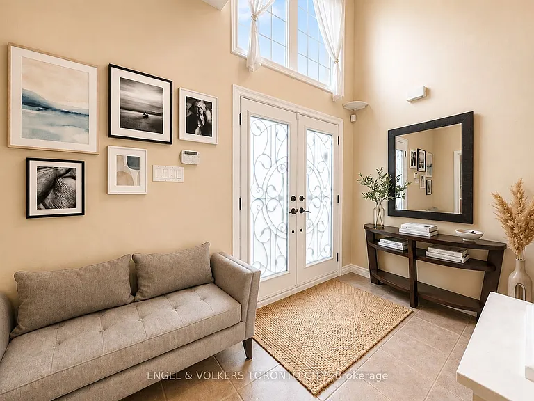 101 Jefferson Forest Dr — Photo 2