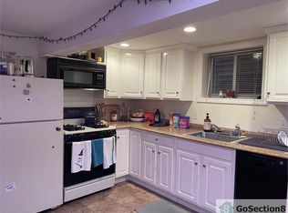 26 Lenglen Rd #2, Newton, MA 02458