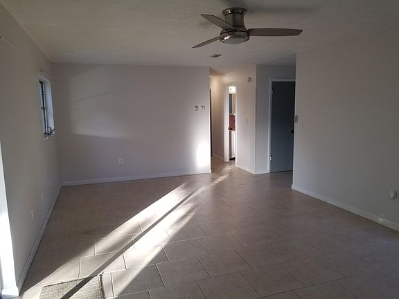 4th image of 3020 Avon Ln