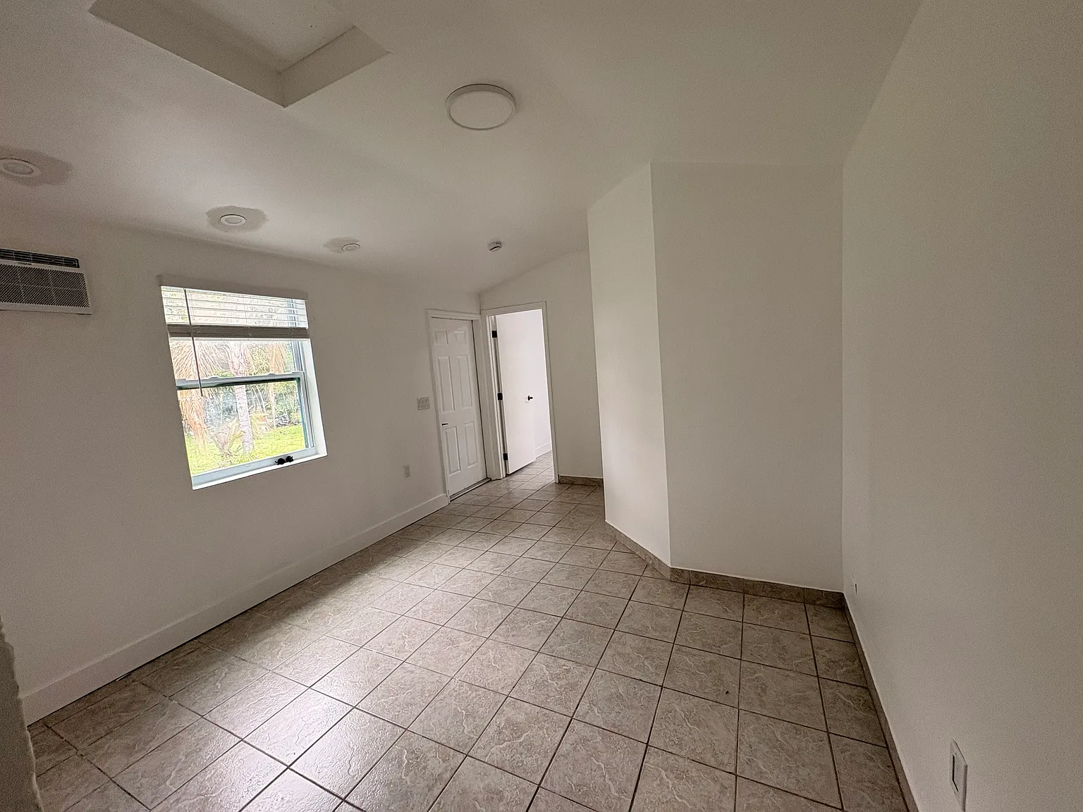 1 bed, 600 sqft, $1,650 — Photo 2