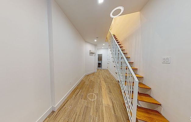 1st image of 230 E 95th St #18P