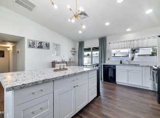 10911 W Montecito Ave, Phoenix, AZ 85037