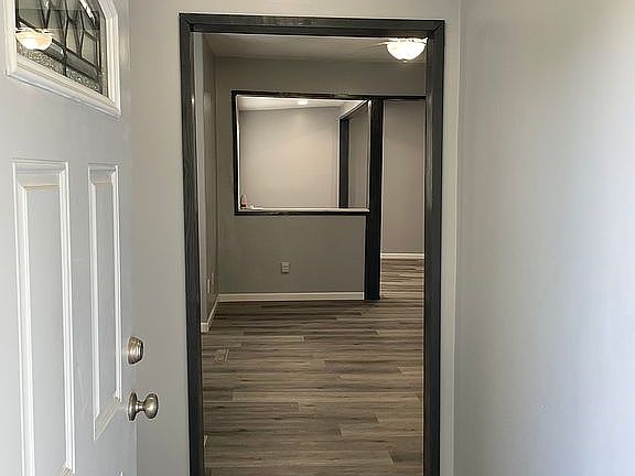 Entry Floor 1