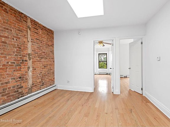 4th image of 761 Union St APT 3