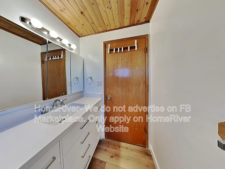 8808 N Calispel St — Photo 10