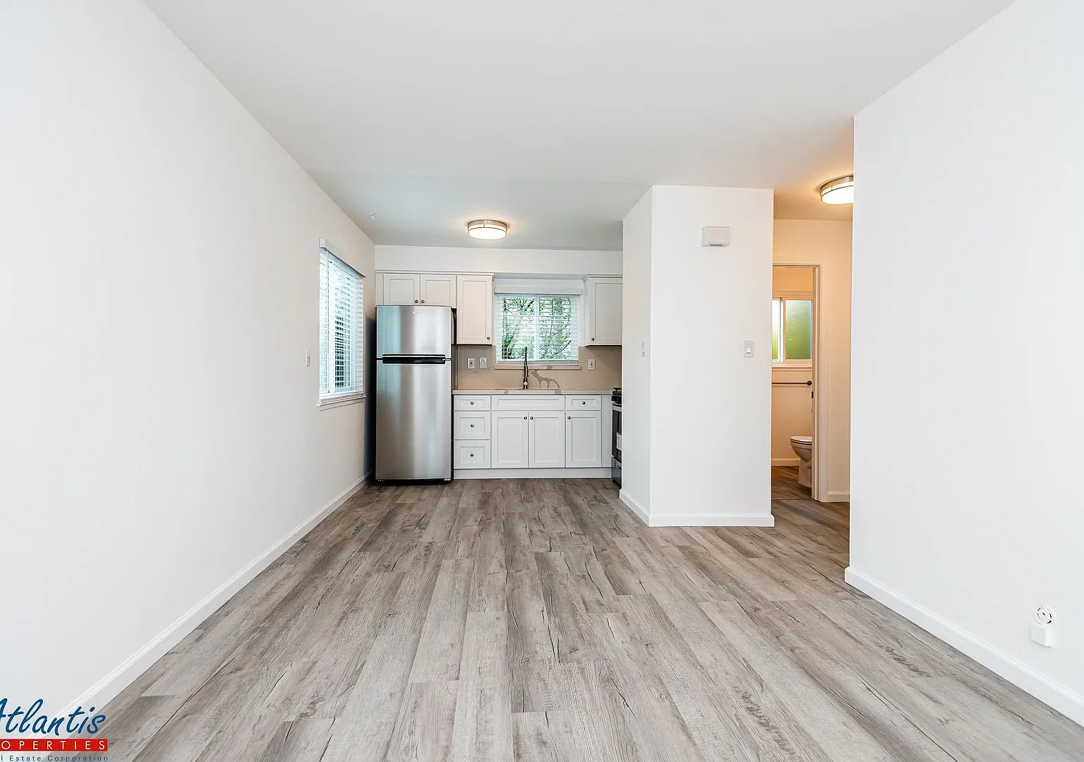 Main 449 — Photo 1