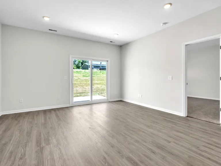 1937 Deerfield Ln — Photo 10