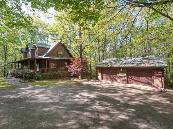 375 Ruth Rd, Talking Rock, GA 30175