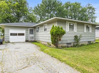 23 Notre Dame Dr, Rochester, NY 14623