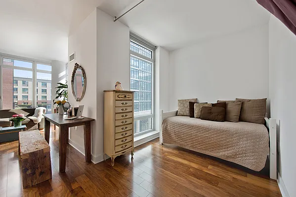 Rented by CORE | media 36