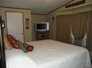 505 Harbor Point Dr, Trinity, TX 75862