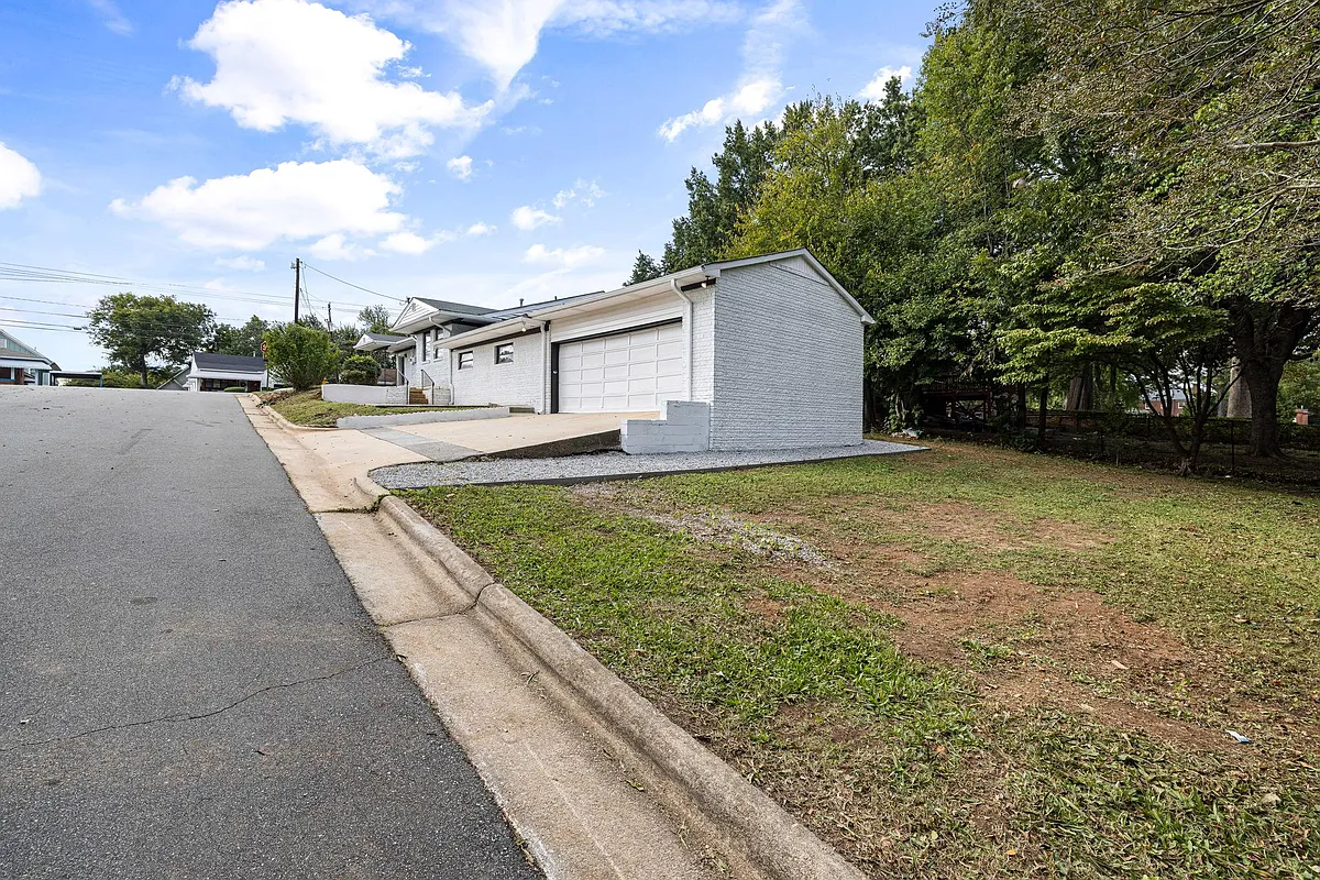 -Drive way parking 
-Newly fenced yard (great for dog run) - 509 Rock Quarry Rd