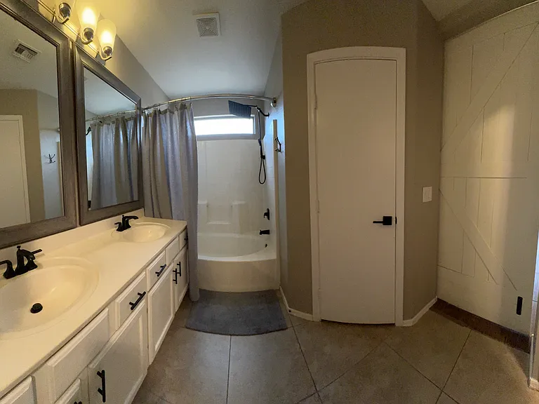 9138 W Hazelwood St — Photo 9
