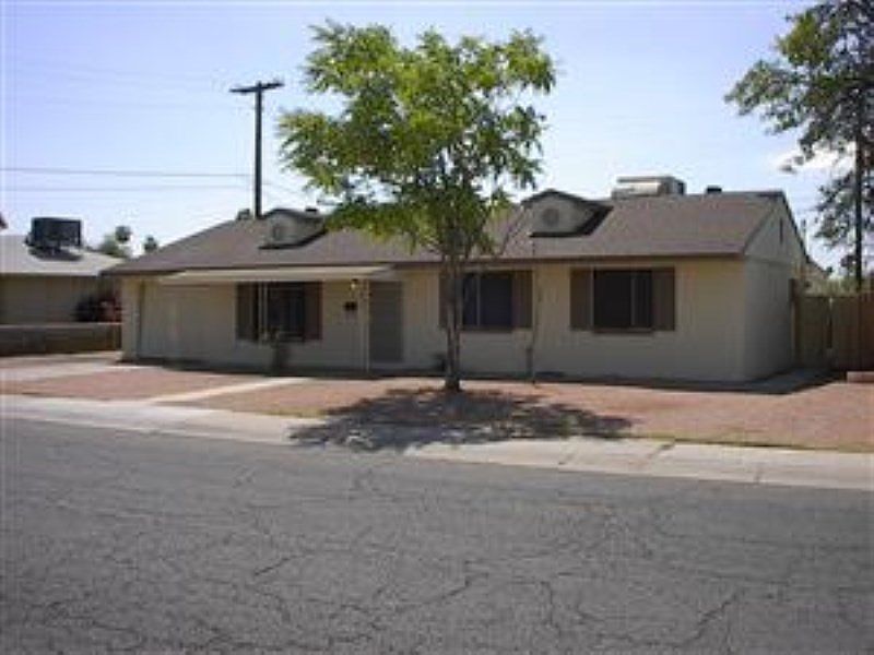 1st image of 6133 W Montebello Ave