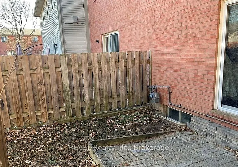 65 Dorchester Blvd #74 — Photo 10