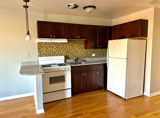 8506 Waukegan Rd APT 13, Morton Grove, IL 60053