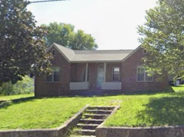 420 N Main St, Marion, KY 42064