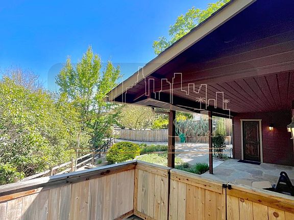 5th image of 3354 Pine St