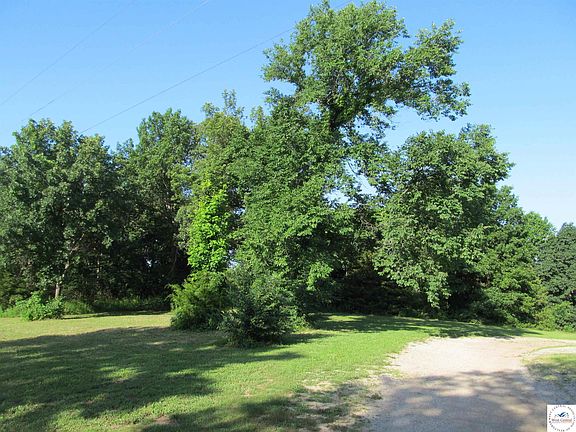 3rd image of 2-14 Sixteen Jones Dr